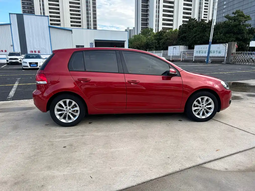 Volkswagen Golf — миниатюра 8