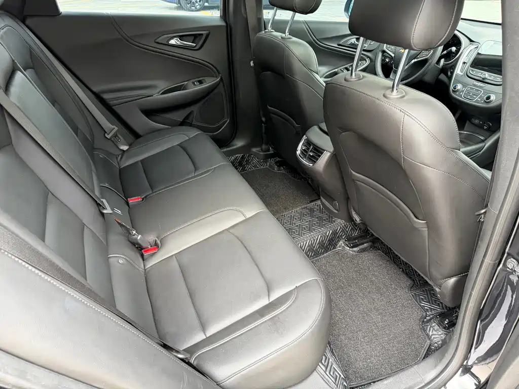 Chevrolet Malibu XL — миниатюра 13