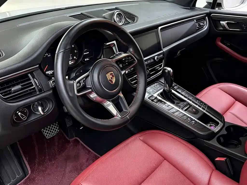 Porsche Macan — миниатюра 4