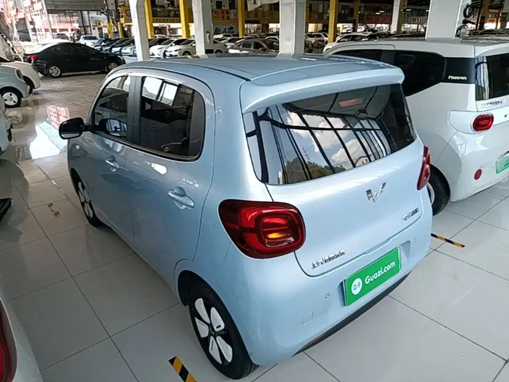 Wuling MINIEV — миниатюра 5