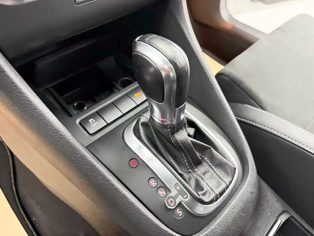 Volkswagen Golf (Import) — миниатюра 11