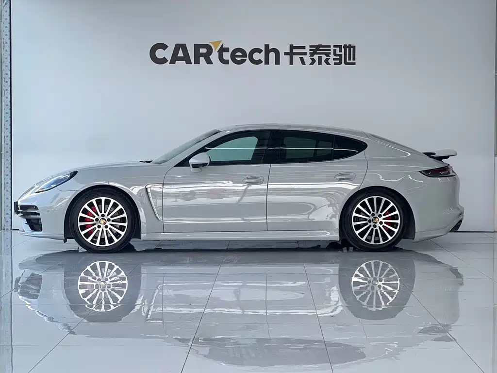 Porsche Panamera 2010 Panamera 3.6L