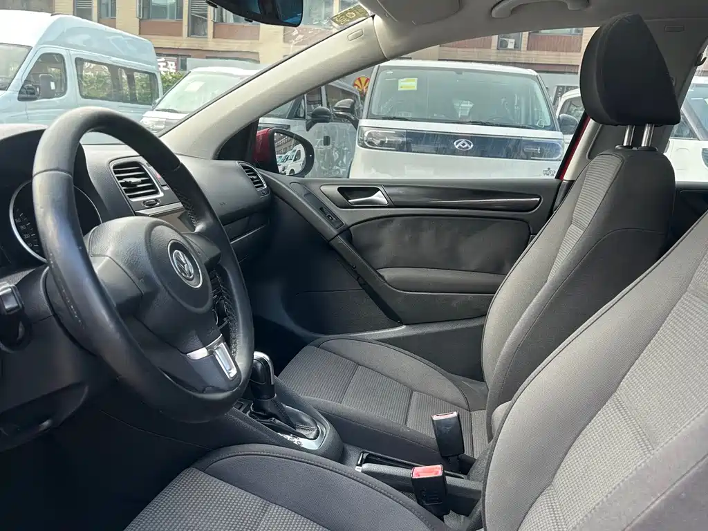 Volkswagen Golf — миниатюра 9