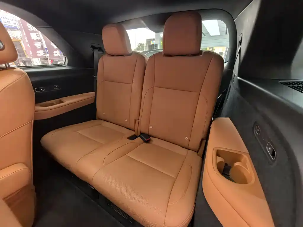 Li Auto Li L8 — миниатюра 12
