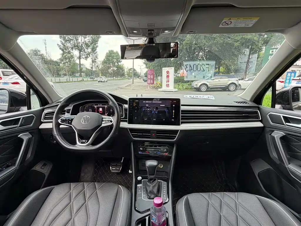 Volkswagen Tiguan L — миниатюра 13