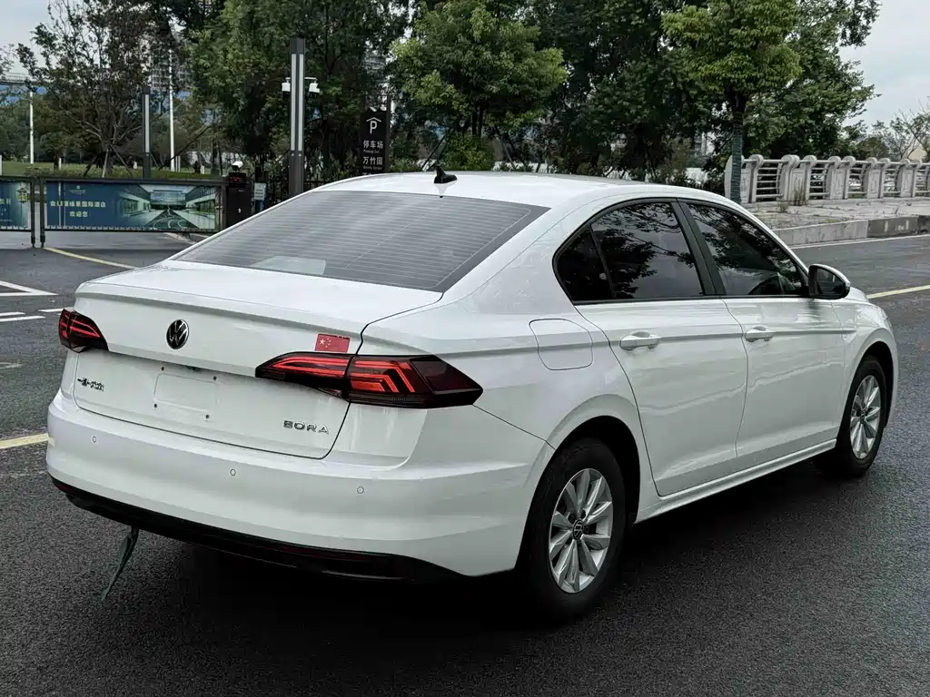 Volkswagen Bora — миниатюра 12