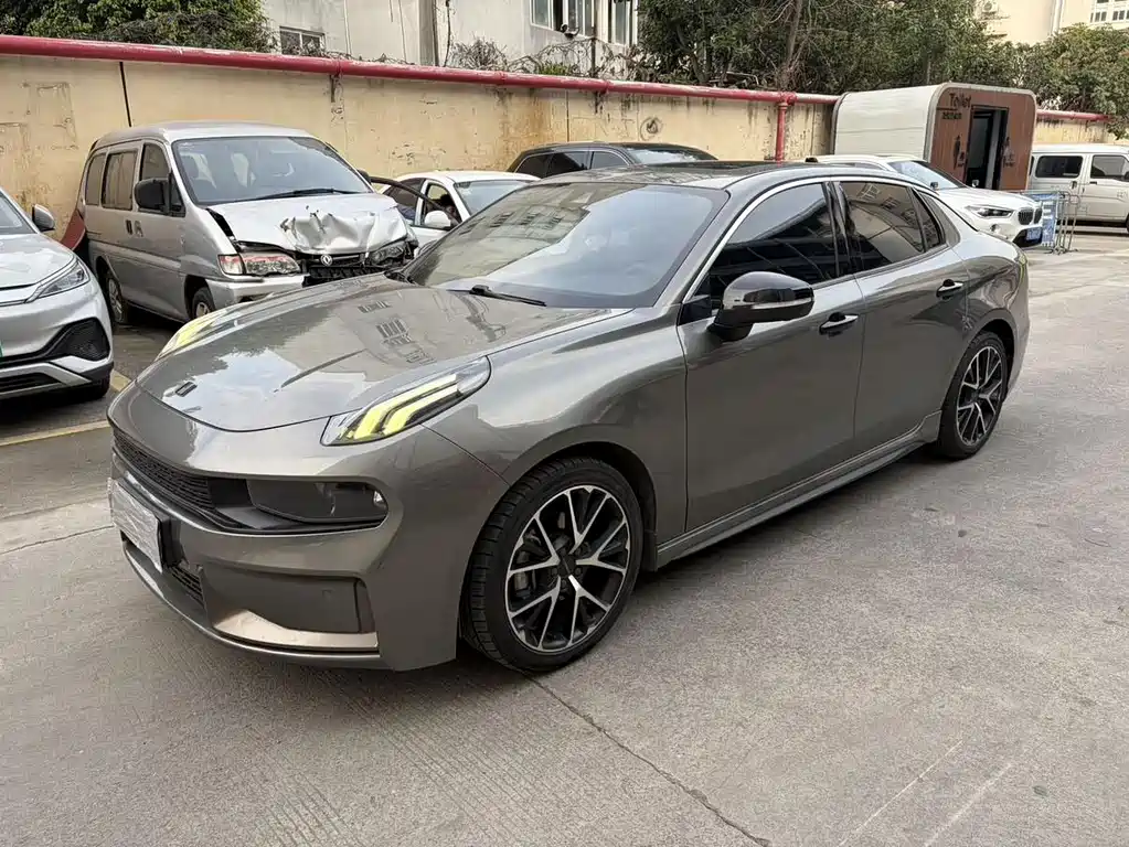 Lynk & Co 03 2019