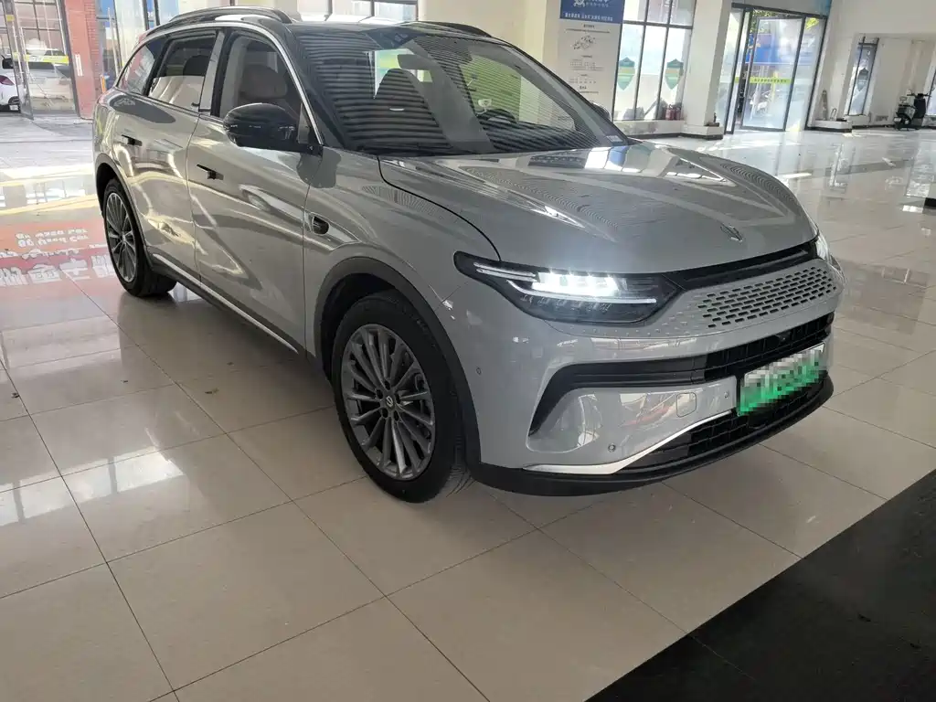 Leapmotor Leapmotor C11 — миниатюра 3