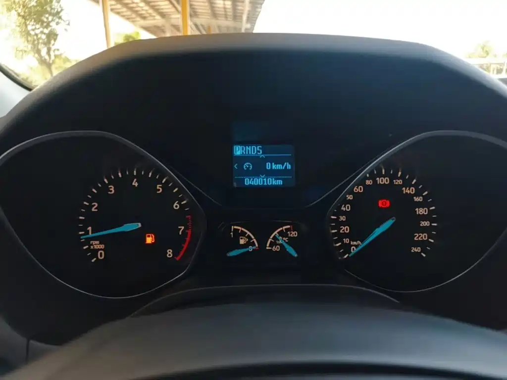 Ford Focus — миниатюра 12