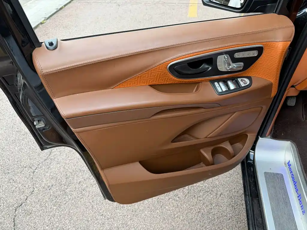 Mercedes-Benz Vito — миниатюра 6