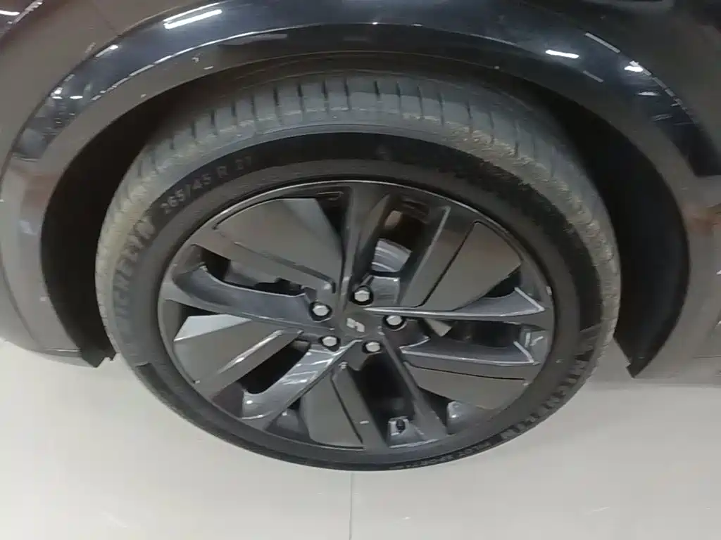Li Auto Li L9 — миниатюра 23