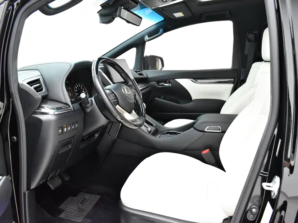 Lexus LM — миниатюра 5