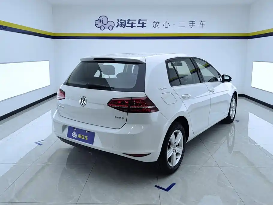 Volkswagen Golf — миниатюра 3