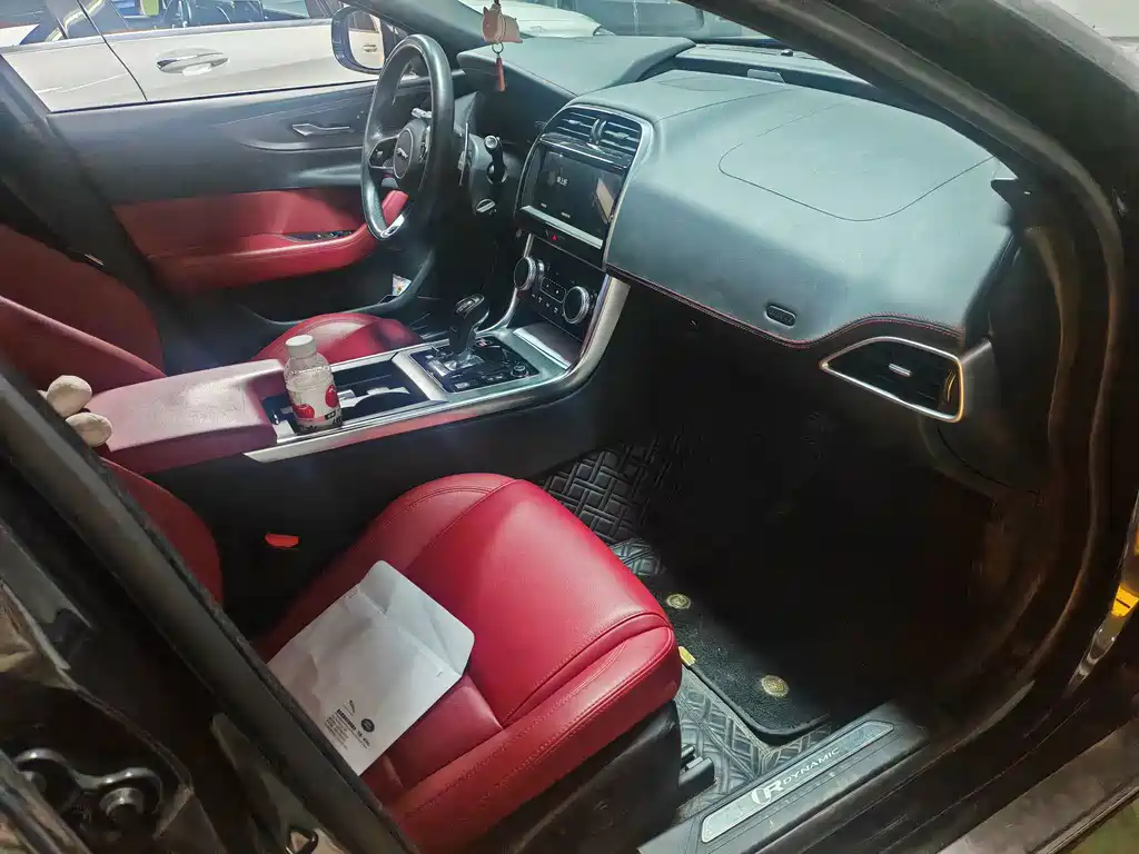 Jaguar XEL — миниатюра 8