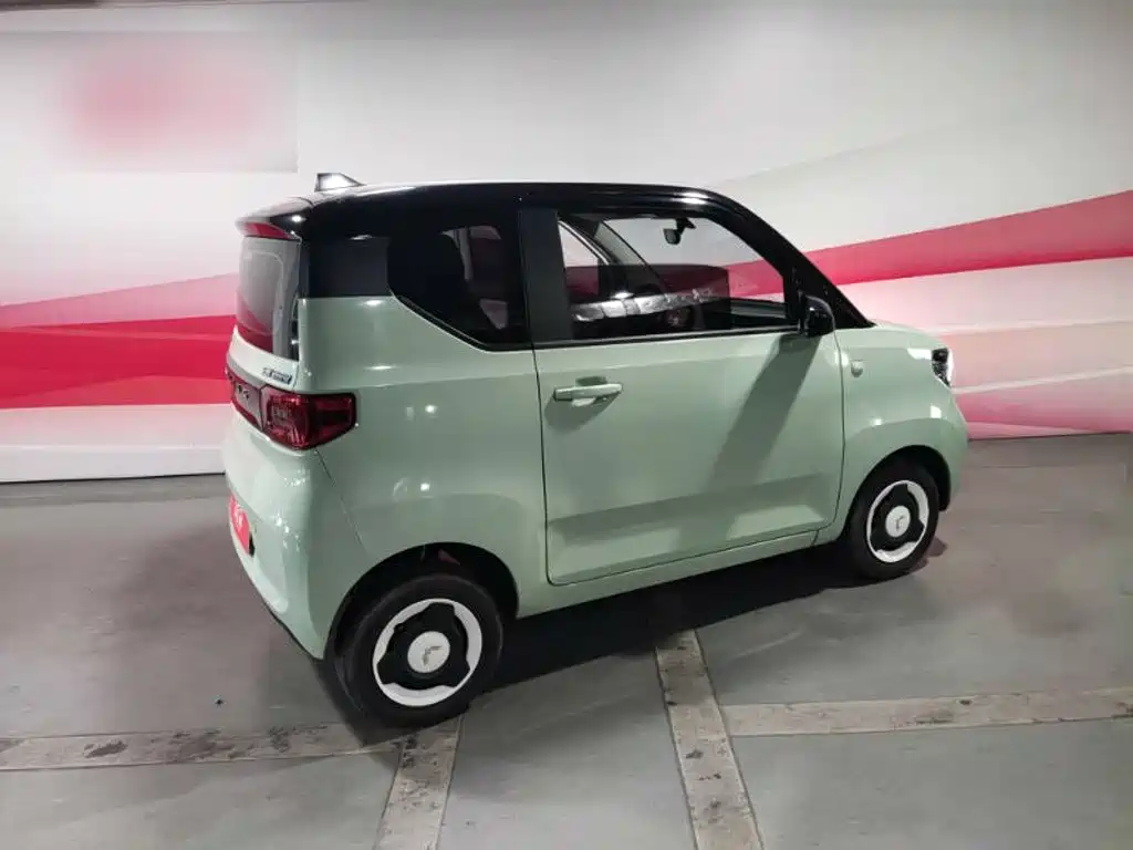 Wuling MINIEV — миниатюра 3