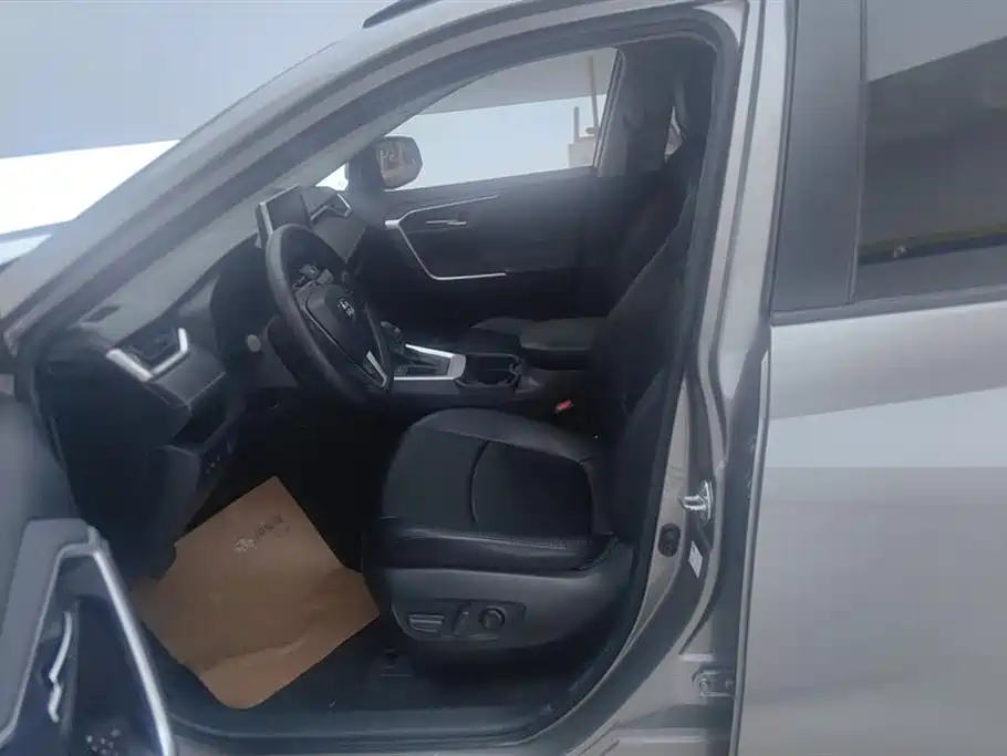 Toyota RAV4 2021 2.0L CVT