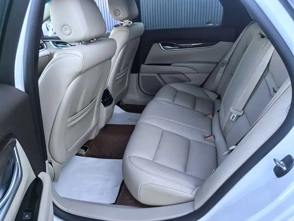 Cadillac XTS — миниатюра 13