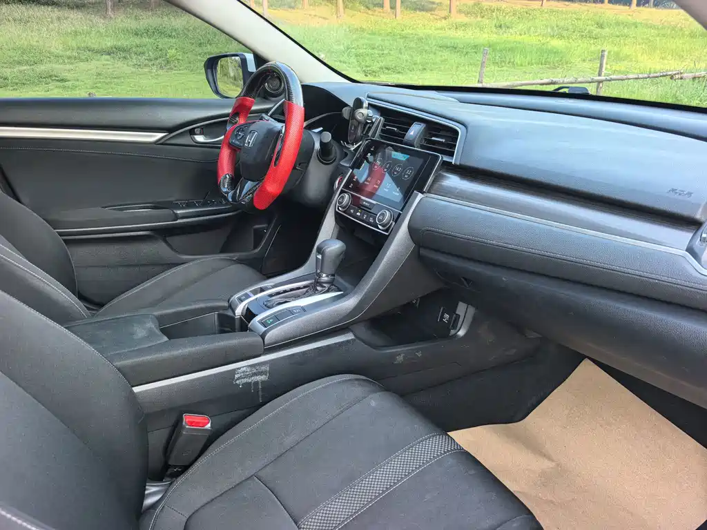 Honda Civic — миниатюра 12