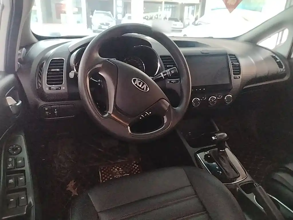 Kia K3 — миниатюра 11