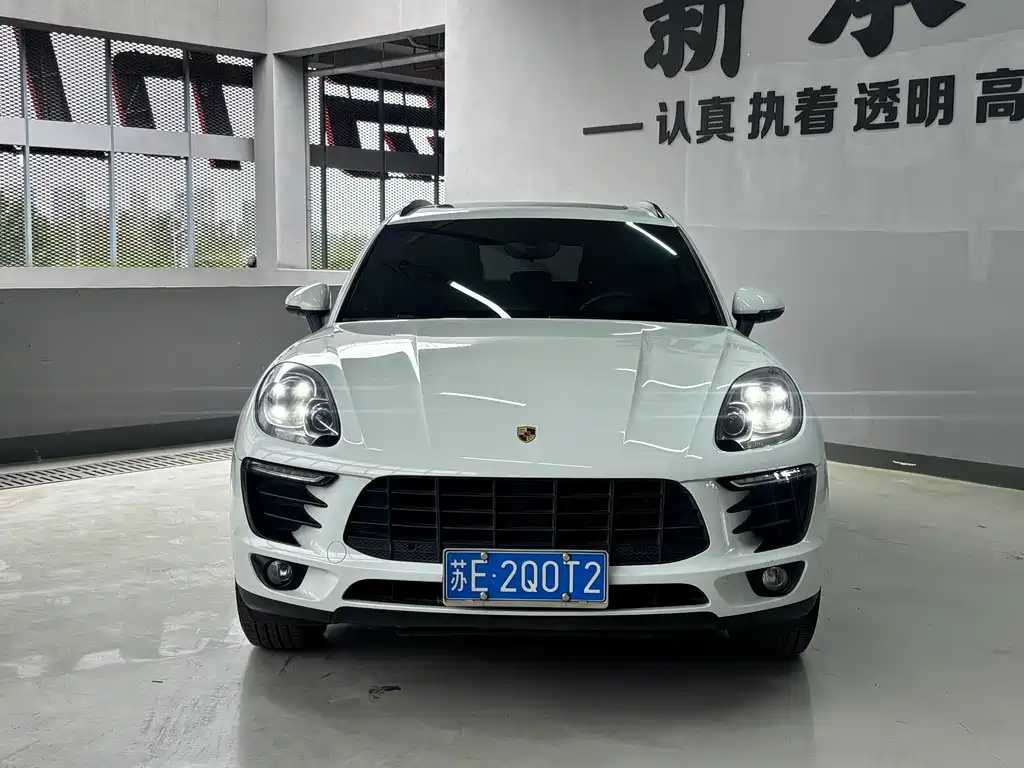 Porsche Macan — миниатюра 2