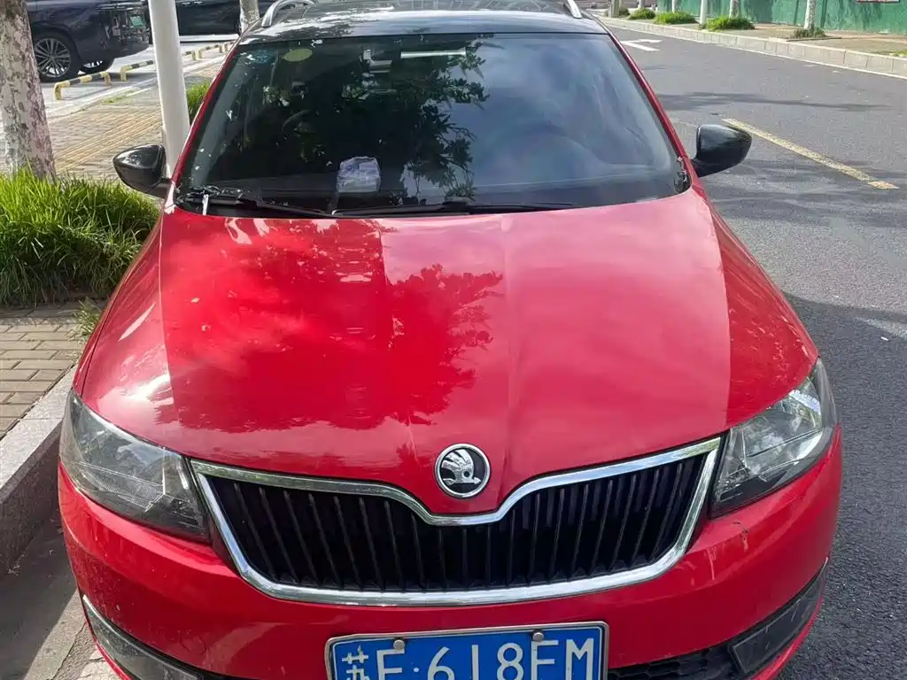 Купить Skoda Rapid Spaceback