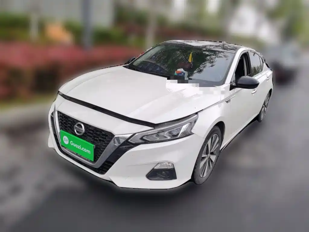 Nissan Teana 2022