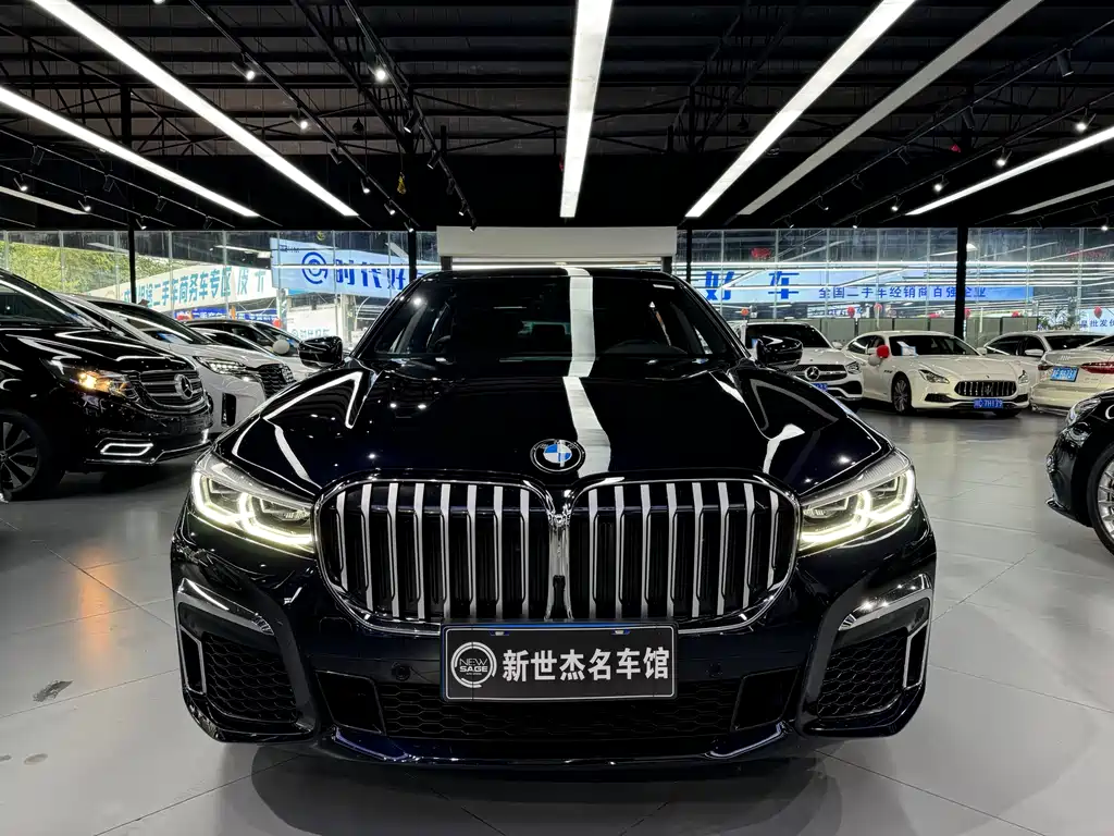 BMW 7 SERIES