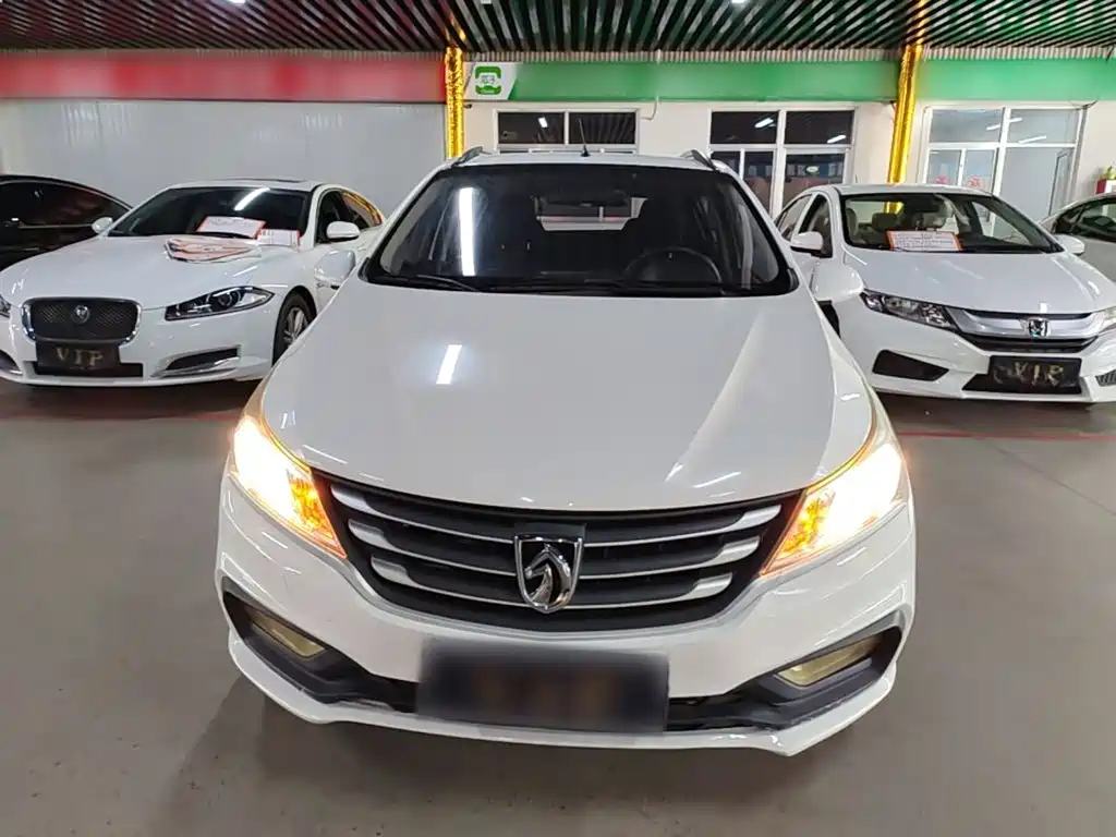 Baojun 310 — миниатюра 3