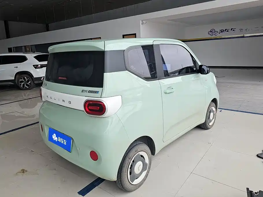 Wuling MINIEV — миниатюра 3