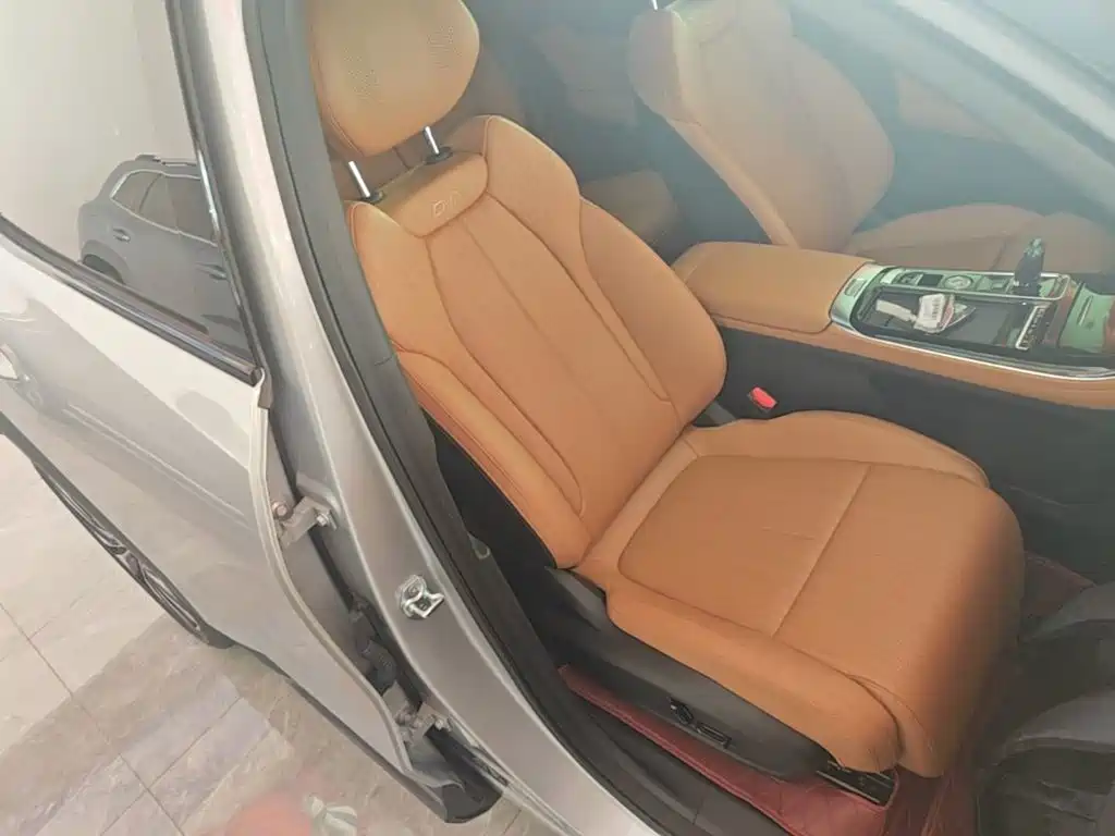 Geely Boyue L — миниатюра 25