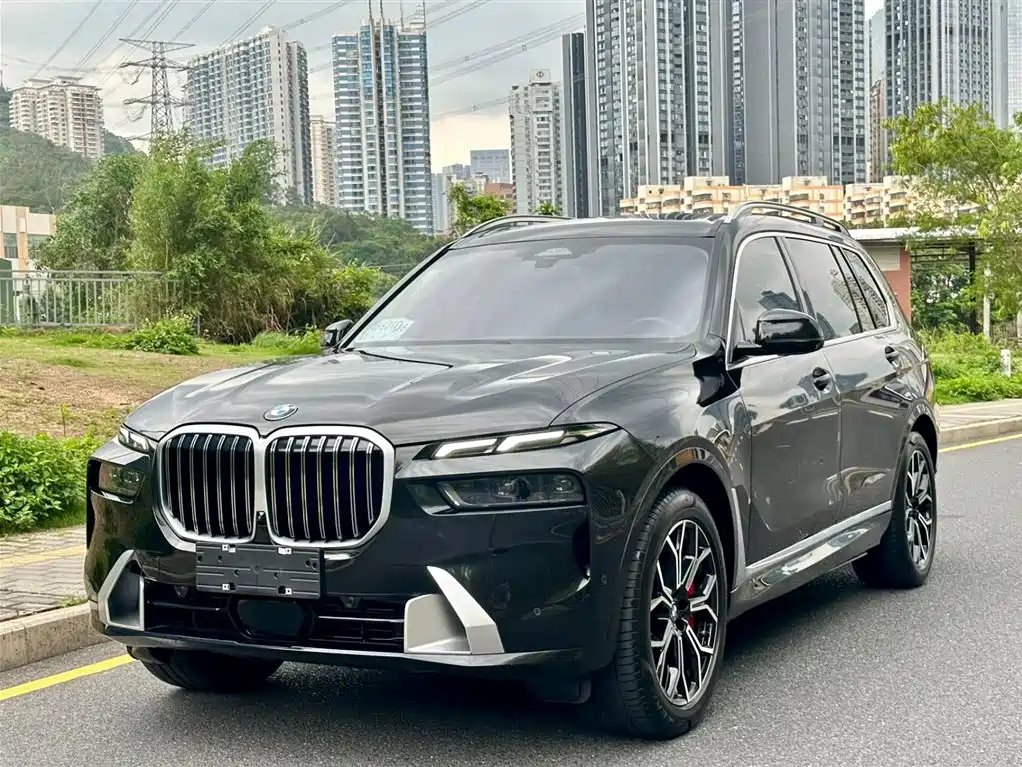 BMW X7 2024