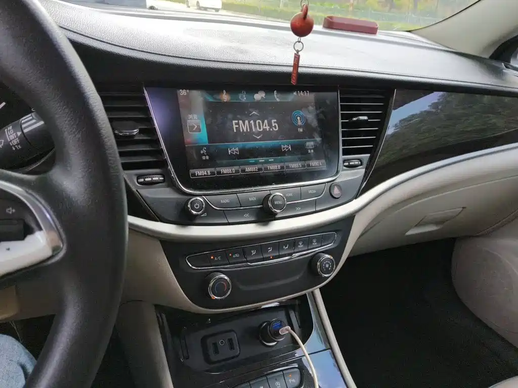Buick Verano — миниатюра 14