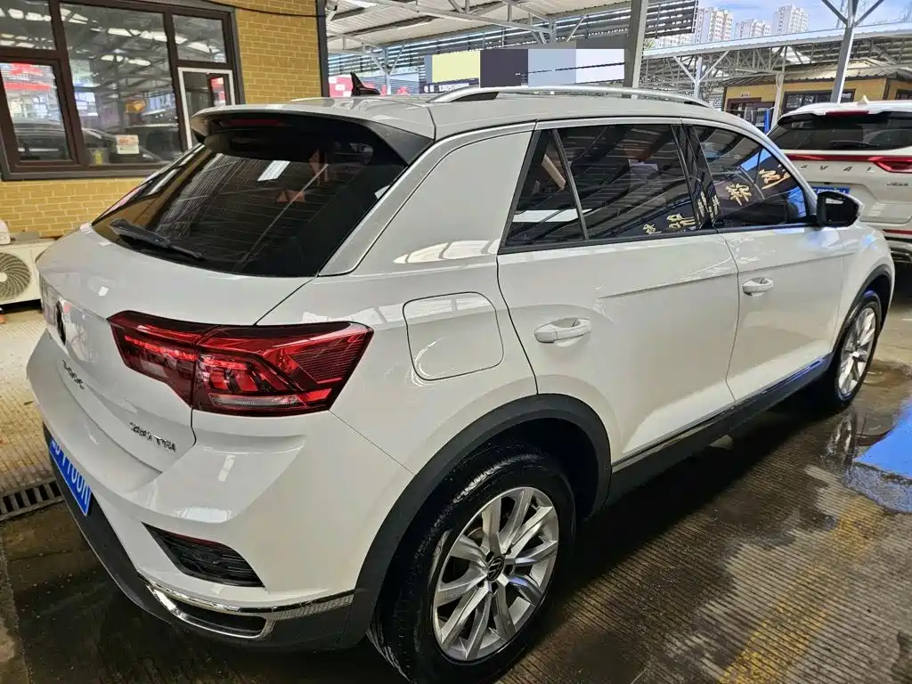 Volkswagen T-Roc — миниатюра 4