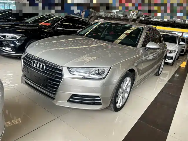 AUDI  A4L 2018