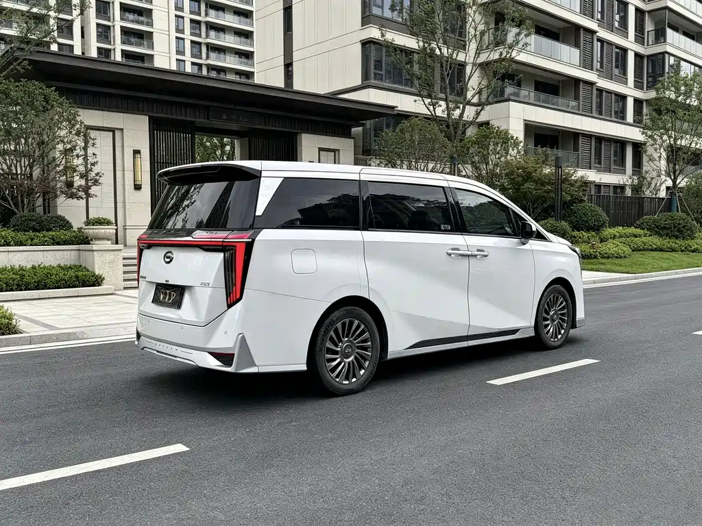 GAC Motor Trumpchi M8 — миниатюра 7