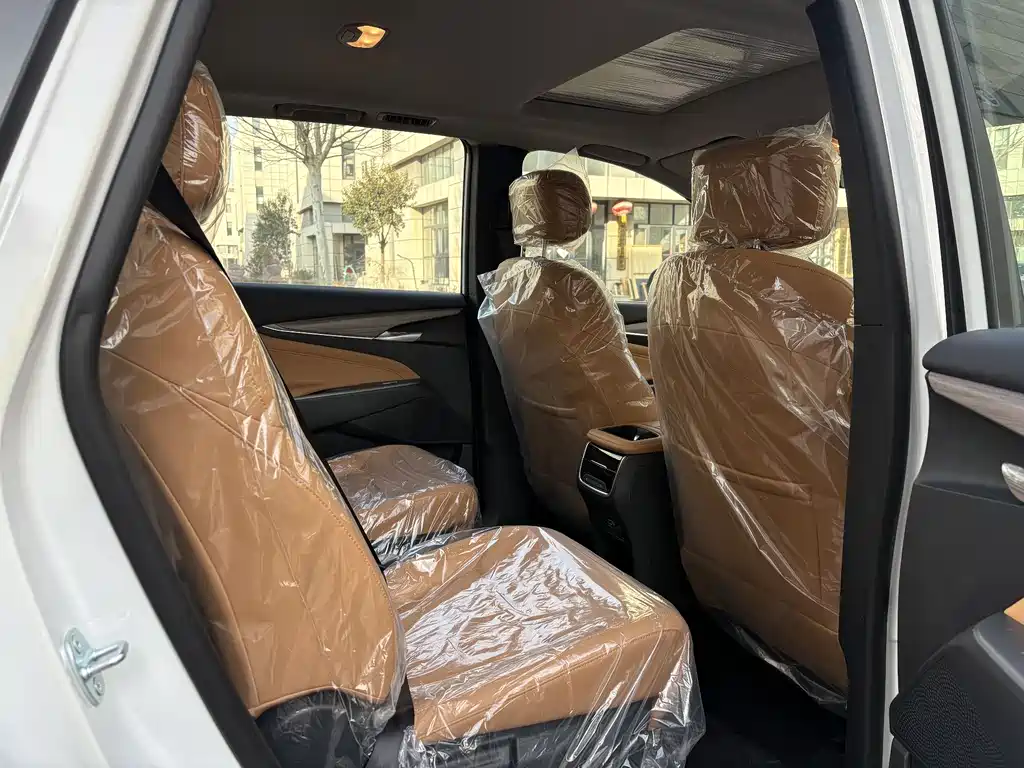 SAIC MAXUS CHASE G50 PLUG IN HYBRID