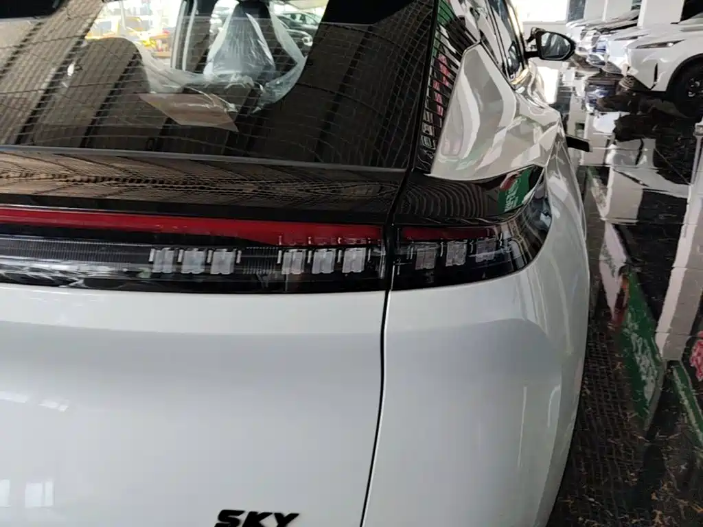 Aeolus SKY EV01 — миниатюра 8