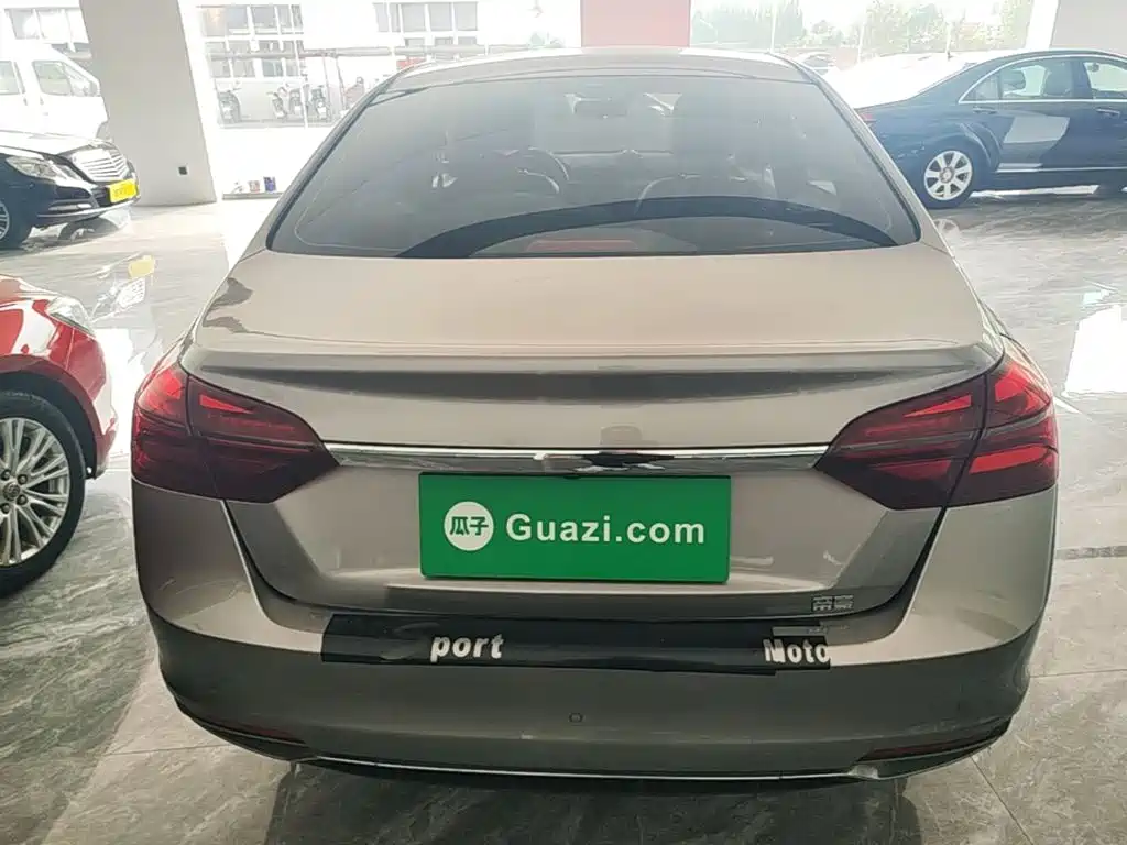Geely Emgrand — миниатюра 6