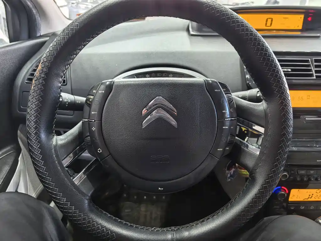 Citroen C-Quatre — миниатюра 9