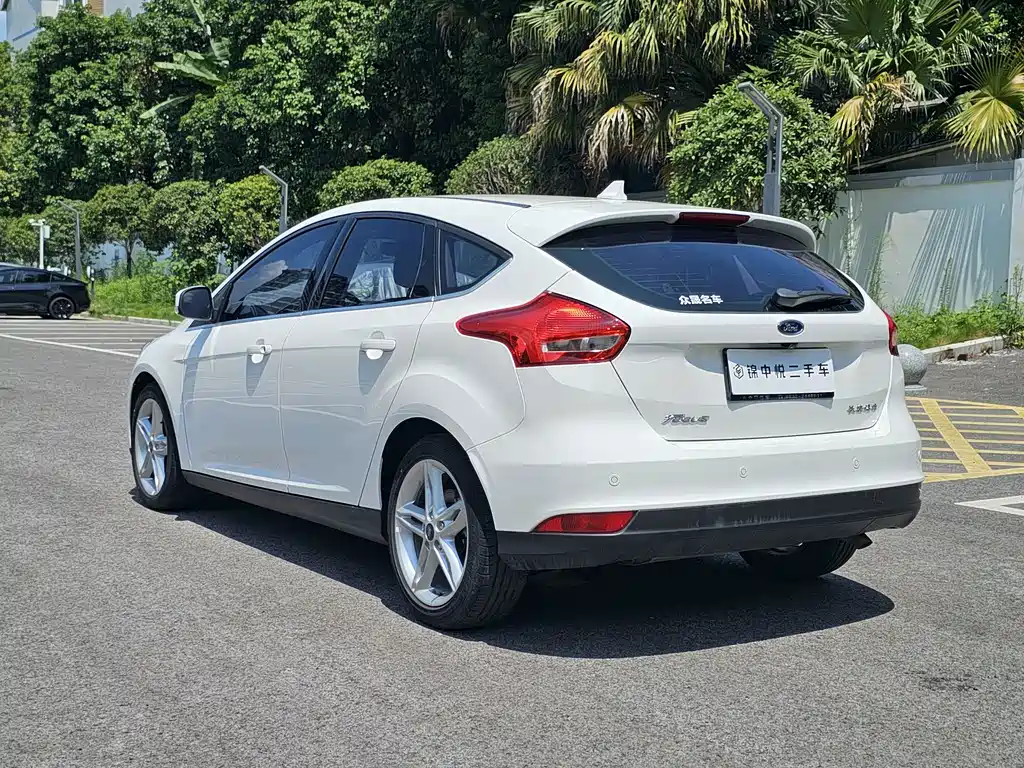 Ford Focus — миниатюра 4