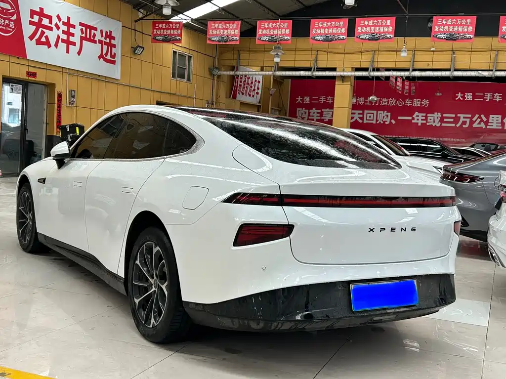 XPeng P7 — миниатюра 4