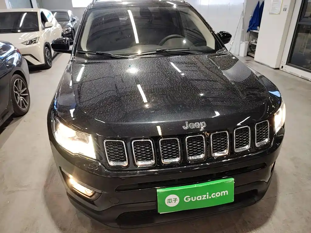 Jeep Compass — миниатюра 3