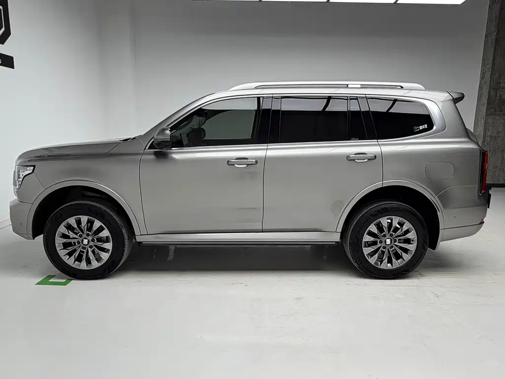 Tank 500 2022 3.0T Sport 5 мест