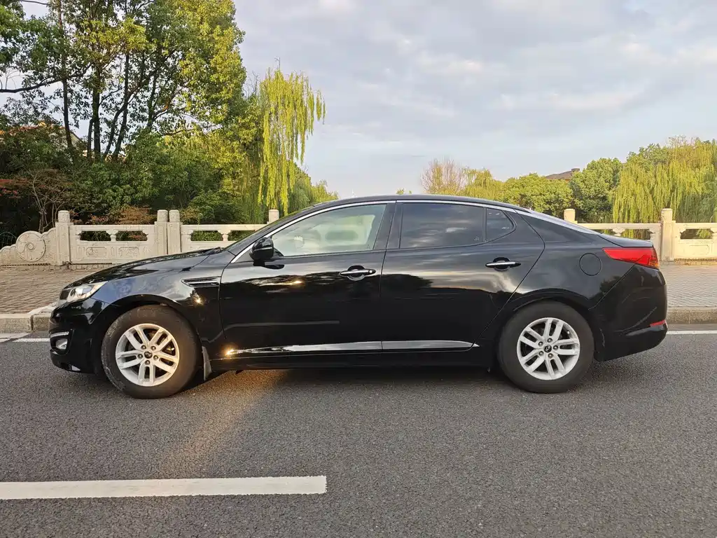 Kia K5 — миниатюра 5