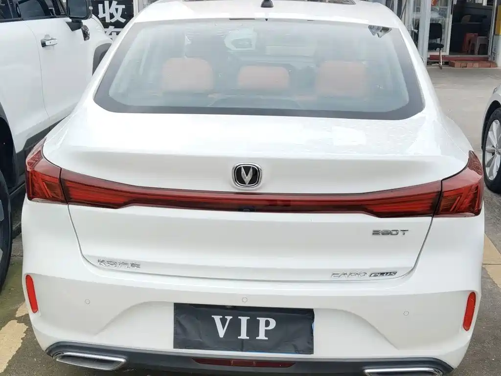 Changan Eado — миниатюра 10