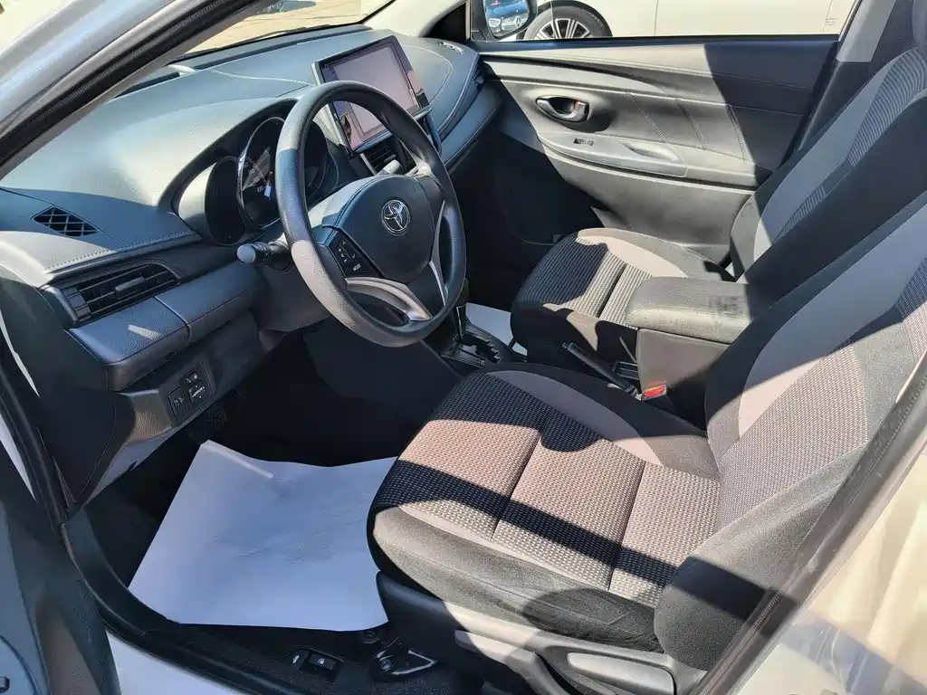 Toyota Vios — миниатюра 6