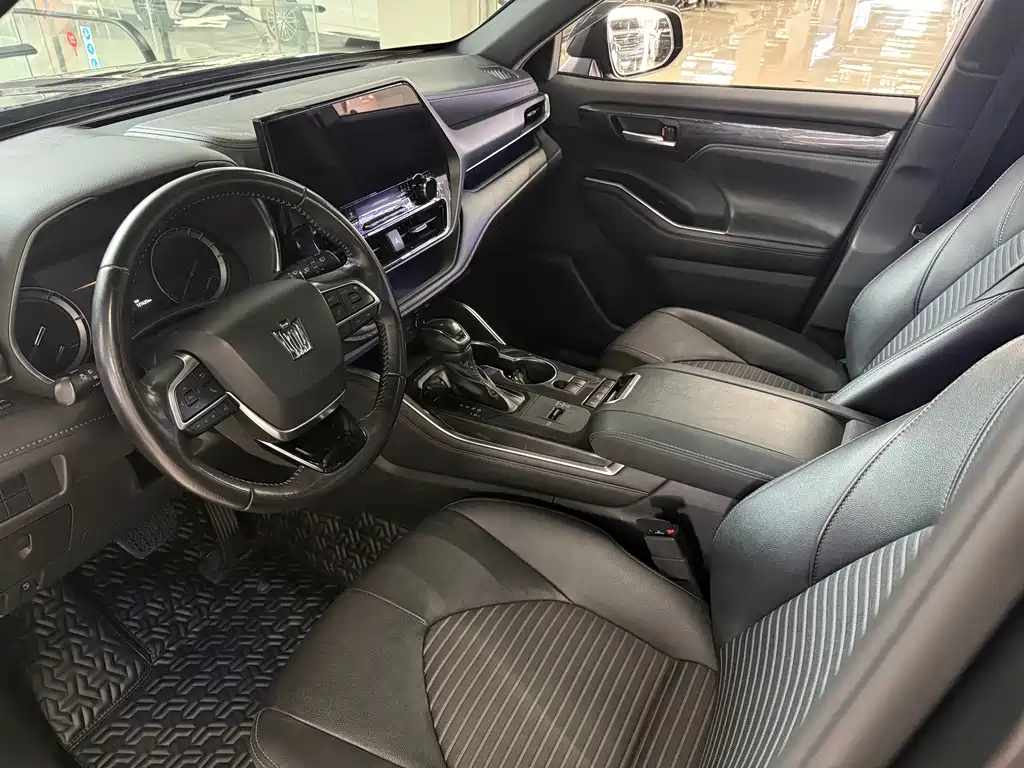 Toyota Crown Kluger — миниатюра 4