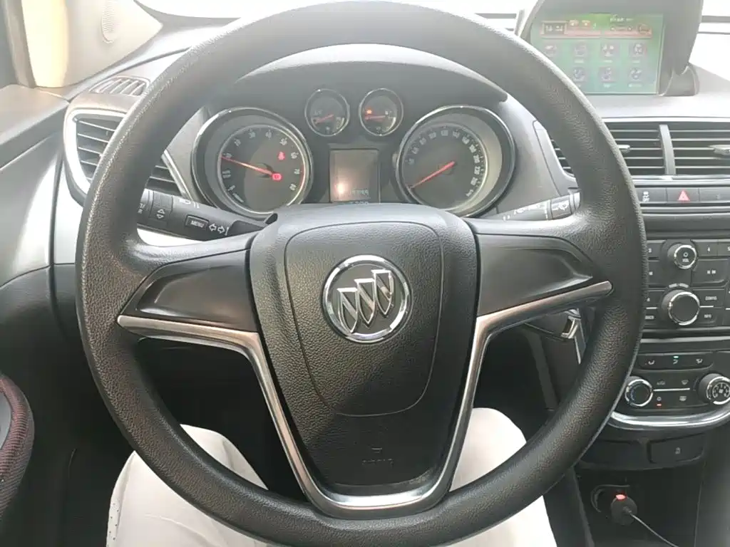 Buick Encore — миниатюра 11