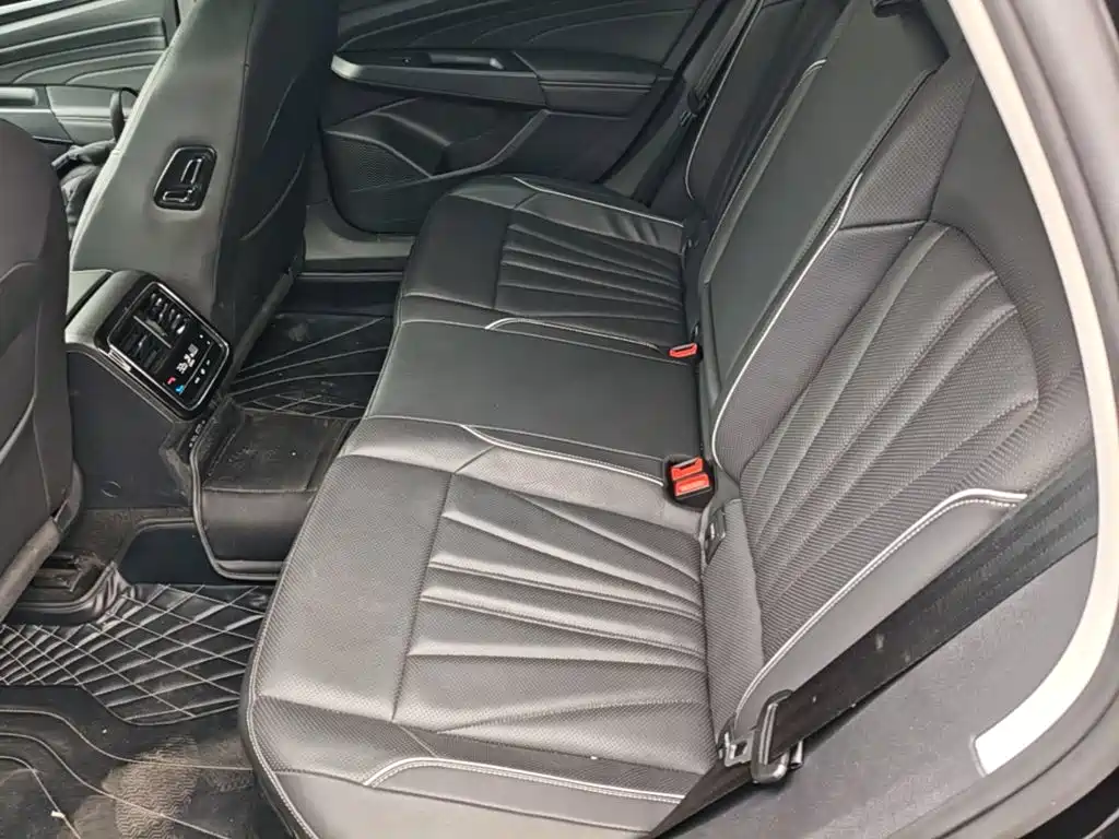 Volkswagen Passat — миниатюра 17