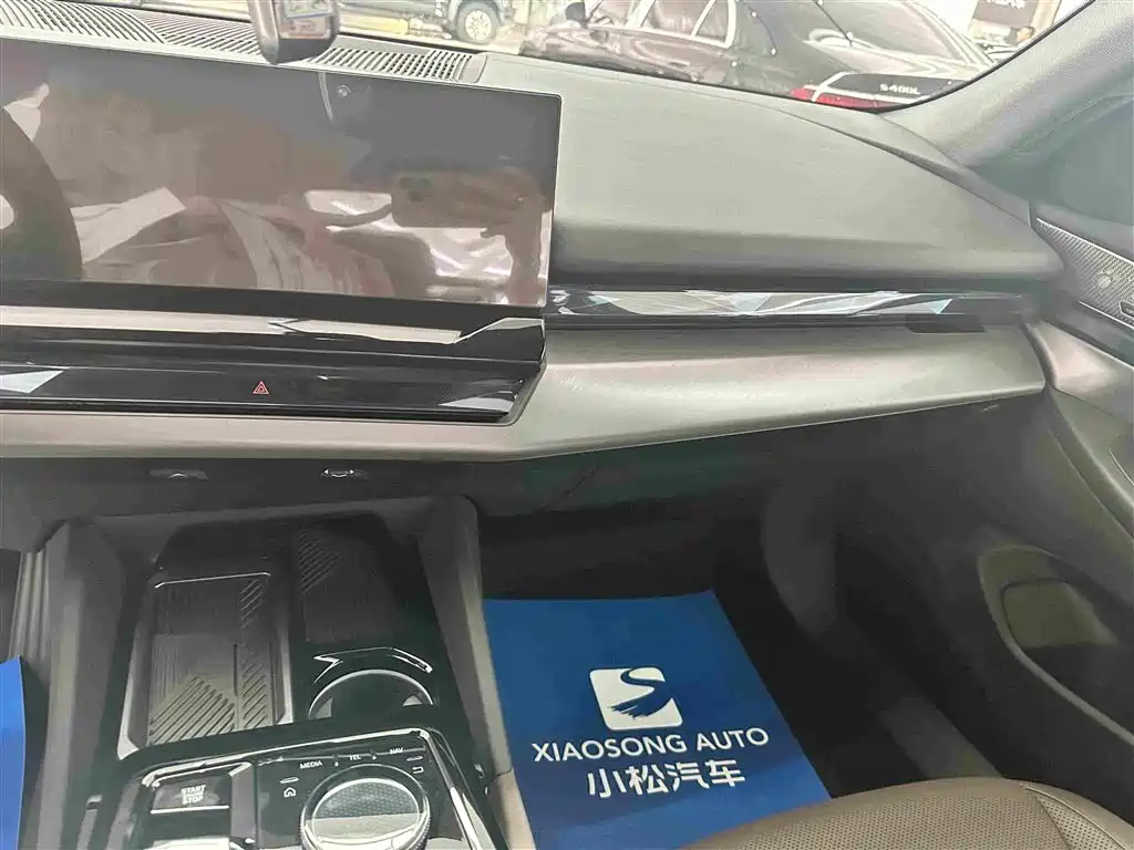 BMW 5 Series 5 2024 530Li Lead M Sport